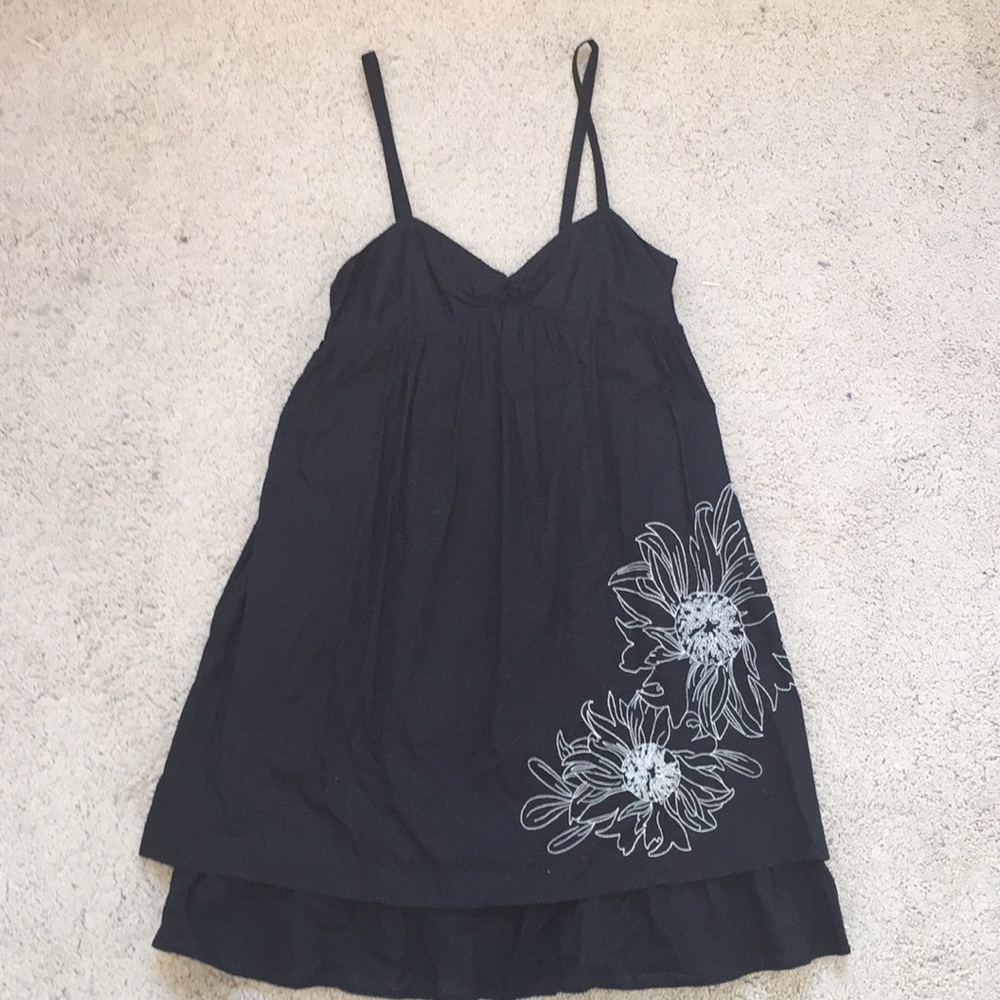 LBD with White Stitch Flowers